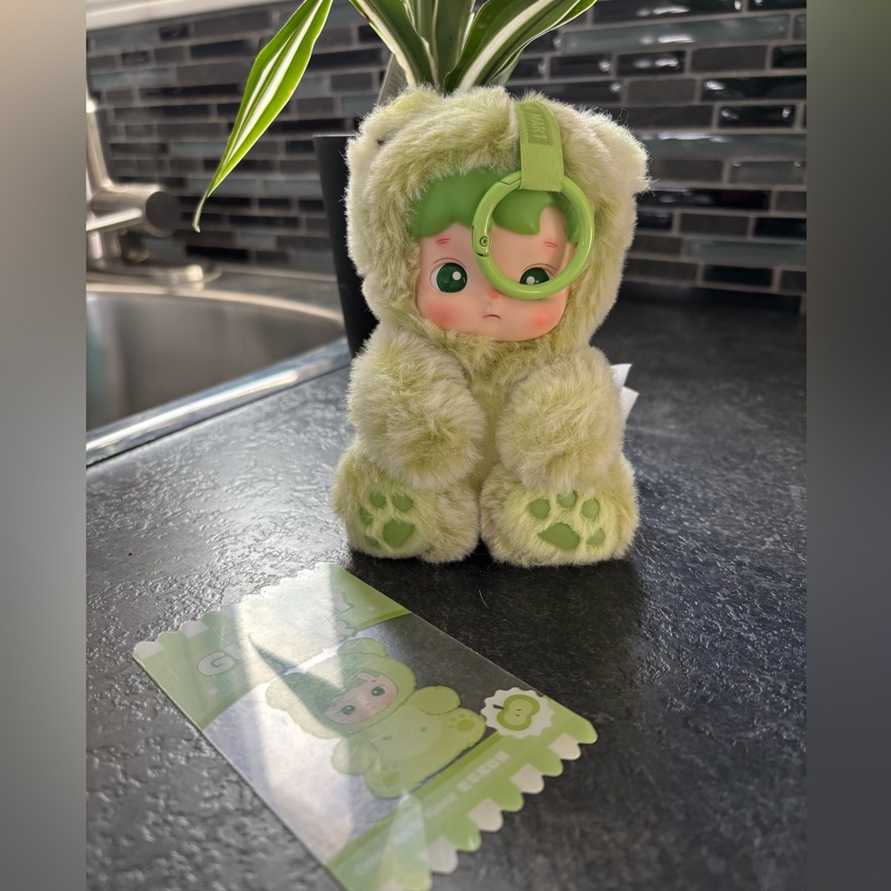 GREEN APPLE Hacipupu Gummi Popmart